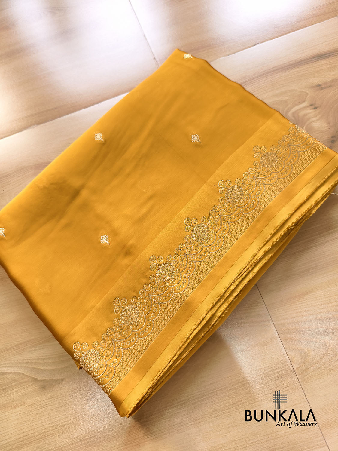 Mustard Yellow Scalloped Border Tiny Buti Weaved Brocade Pallu Banarasi Mashru Silk Saree