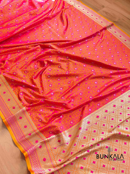 Two Tone Pink and Orange Jamewar Weaved Soft Mashru Silk Floral Jaal Design Banarasi Saree