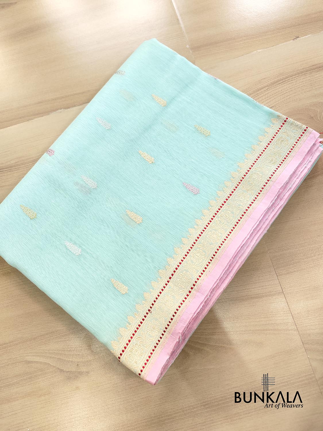 Blue Kadwa Buti Handweaved Banarasi Pure Linen Saree