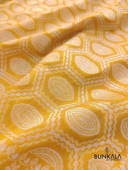 Yellow Oval Pattern Buta Sona Rupa Weaved Banarasi Silk Saree