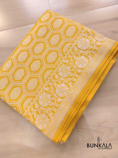 Yellow Oval Pattern Buta Sona Rupa Weaved Banarasi Silk Saree