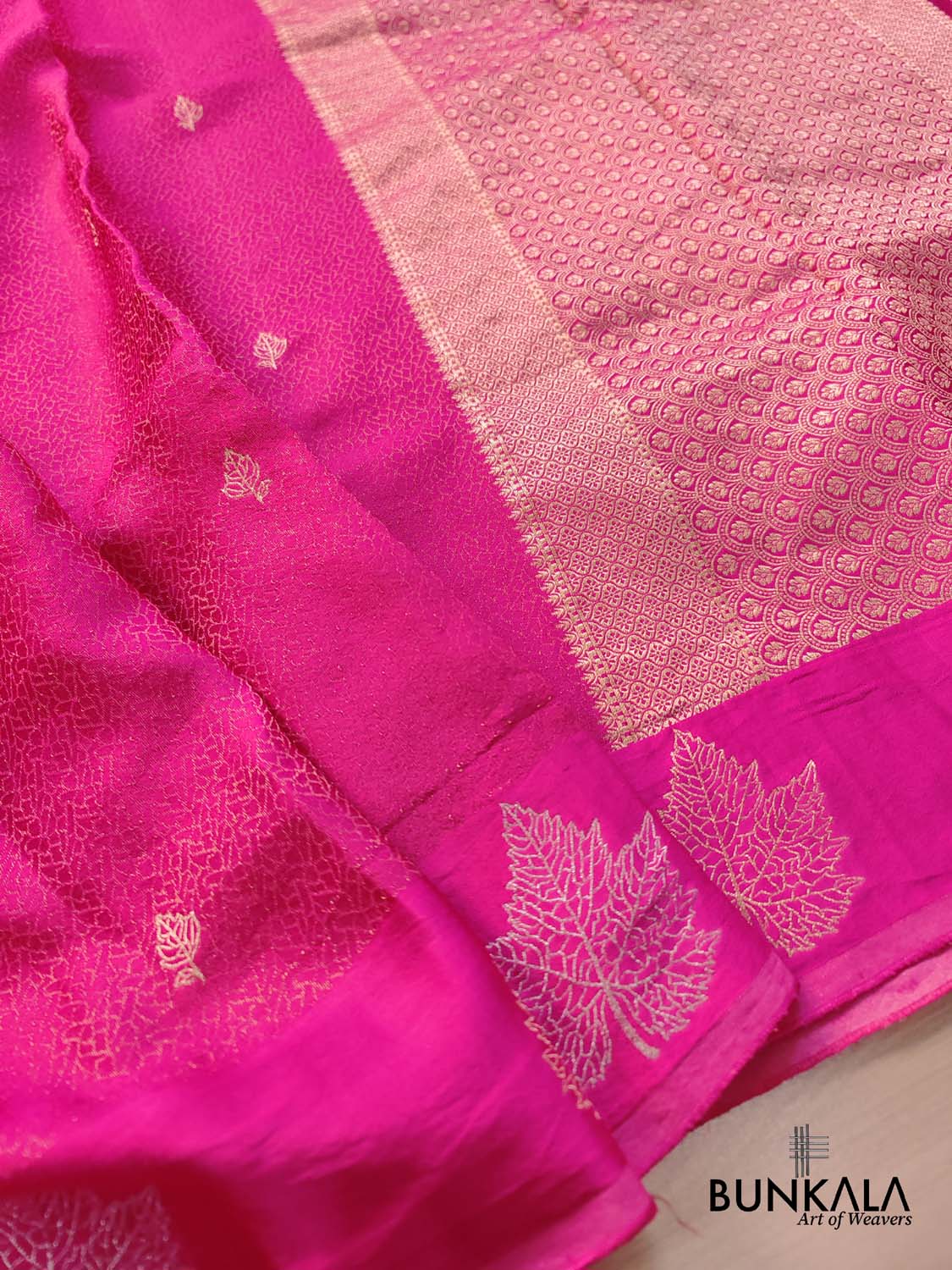 Hot Pink Leaf Buta Geometric Tanchui Banarasi Tissue Mashru Silk Saree