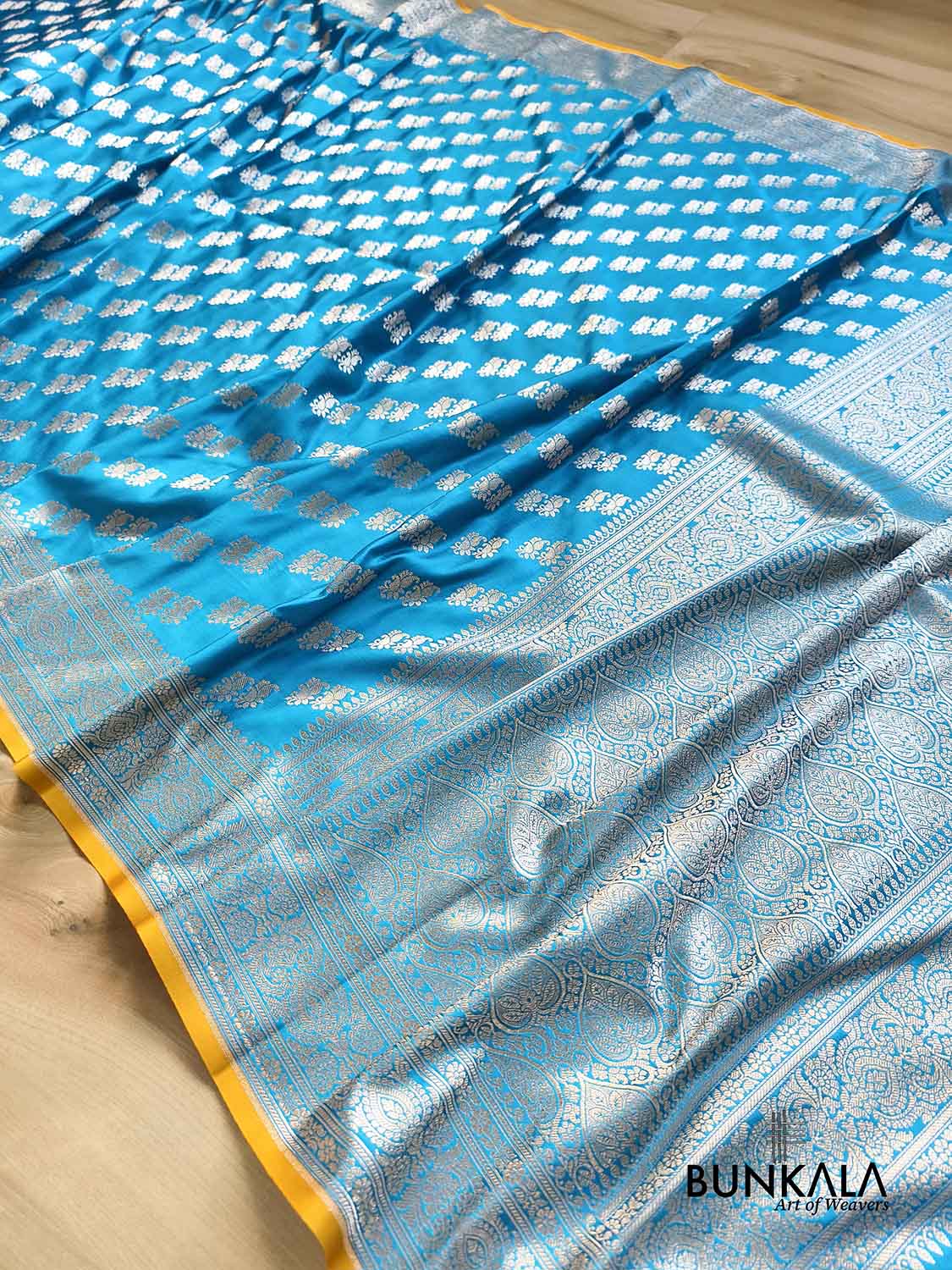 Blue Small Motif Weaved Banarasi Mashru Silk Saree