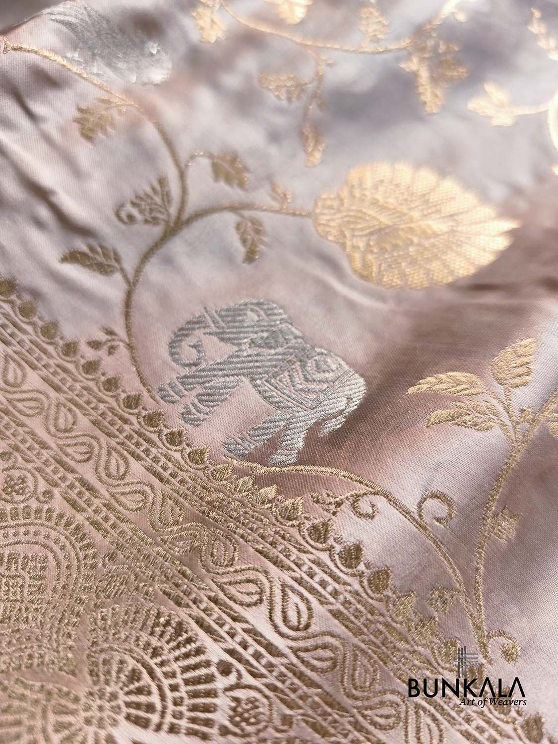 Pastel Elephant and Bird Floral Jaal Banarasi Mashru Silk Saree