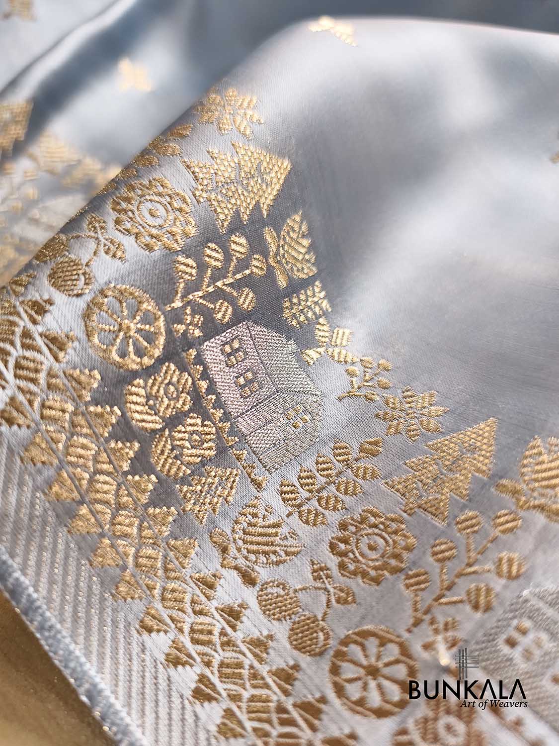 Powder Blue Buti Modern Design Border Banarasi Mashru Silk Saree