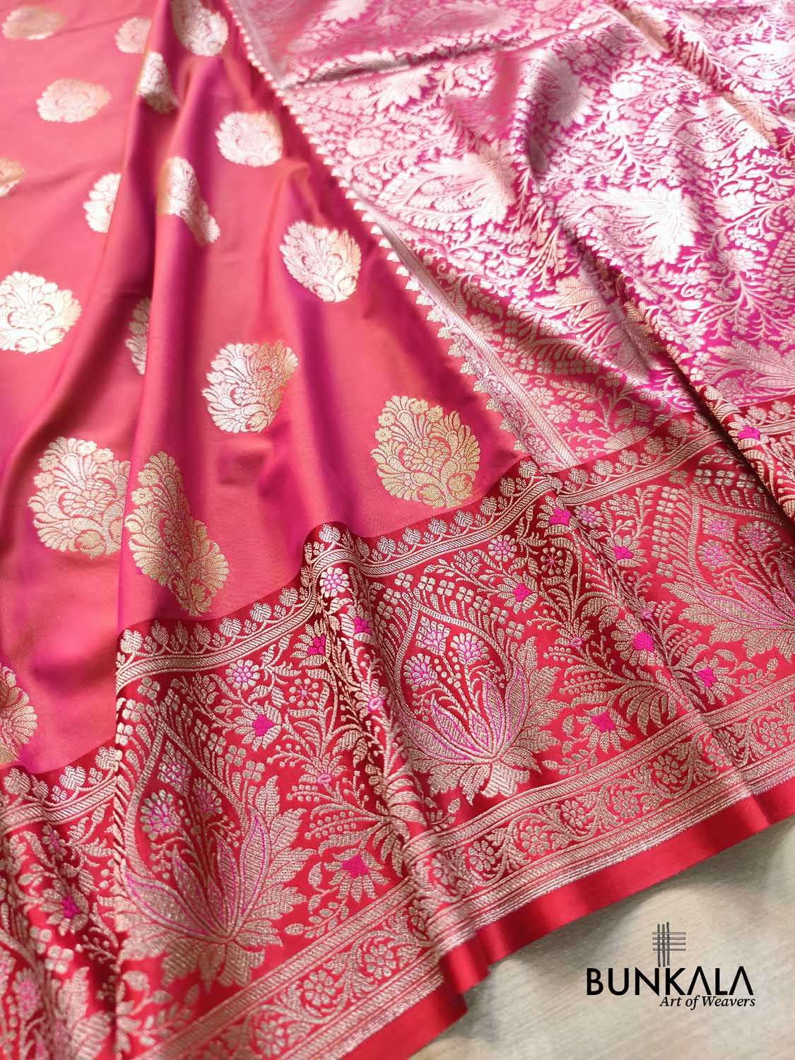 Pink Dual Shaded Traditional Buta Weaved Banarasi Silk Saree