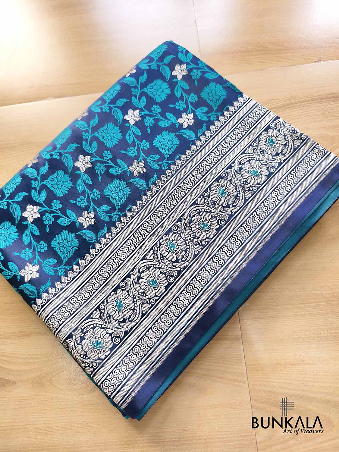 Navy Blue Jamewar Floral Jaal Weaved Banarasi Mashru Silk Saree