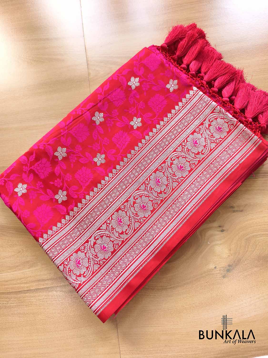 Hot Pink Jamewar Floral Jaal Weaved Banarasi Mashru Silk Saree