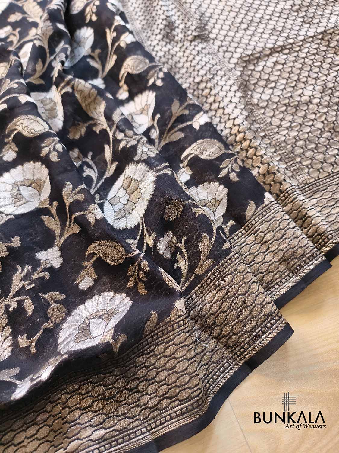 Jet Black Sona Rupa Pure Georgette Floral Jaal Design Handloom Banarasi Saree