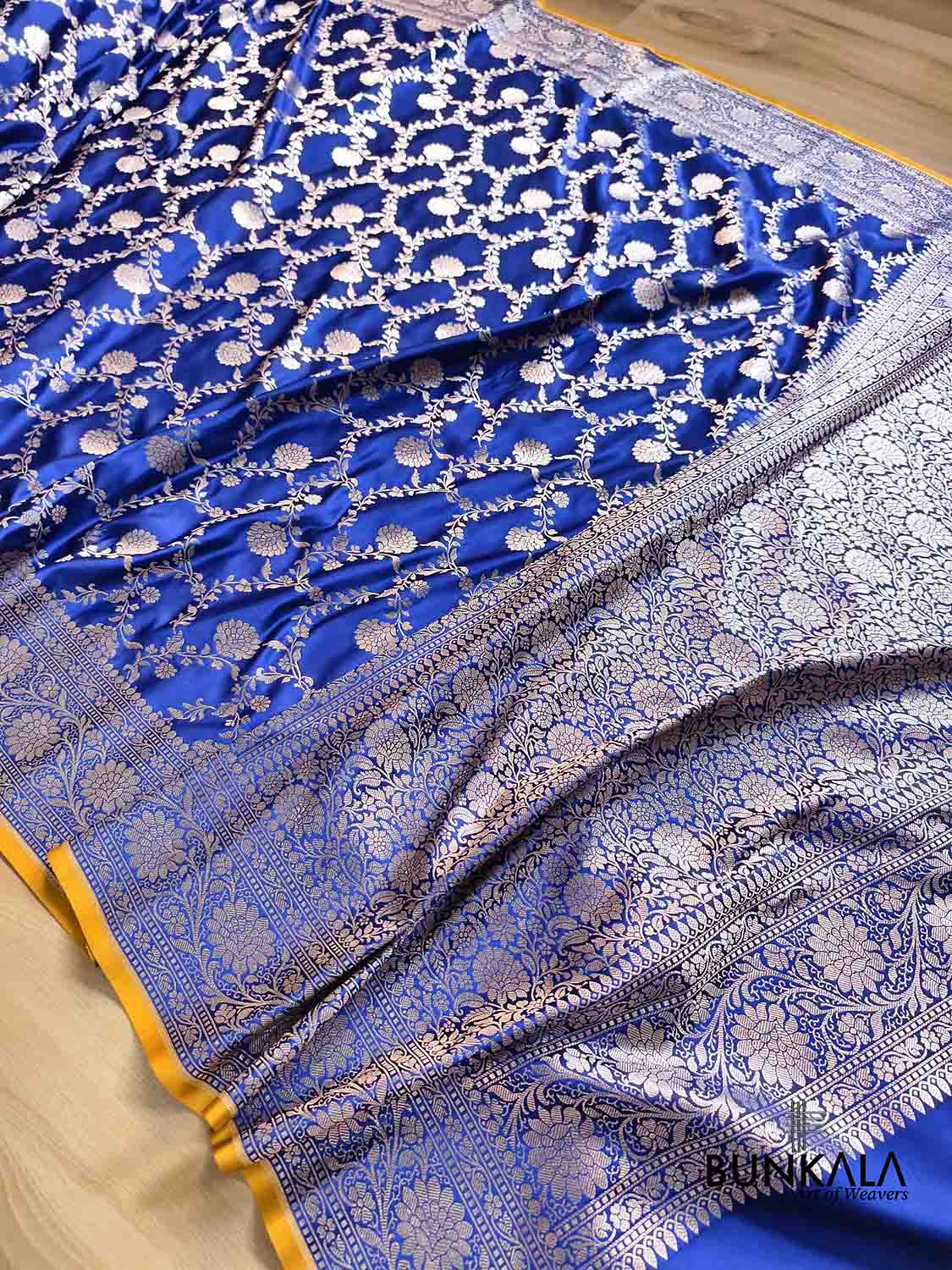 Royal Blue Sona Zari Floral Jaal Weaved Banarasi Mashru Silk Saree