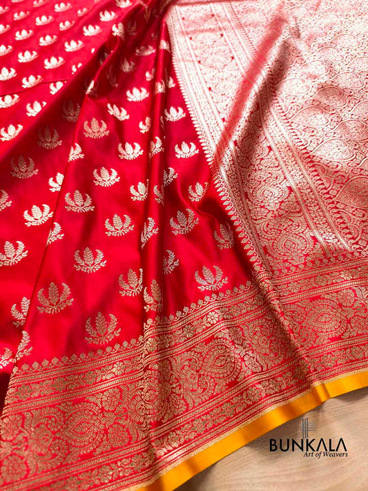 Bridal Red Naaz Buti Weaved Banarasi Mashru Silk Saree