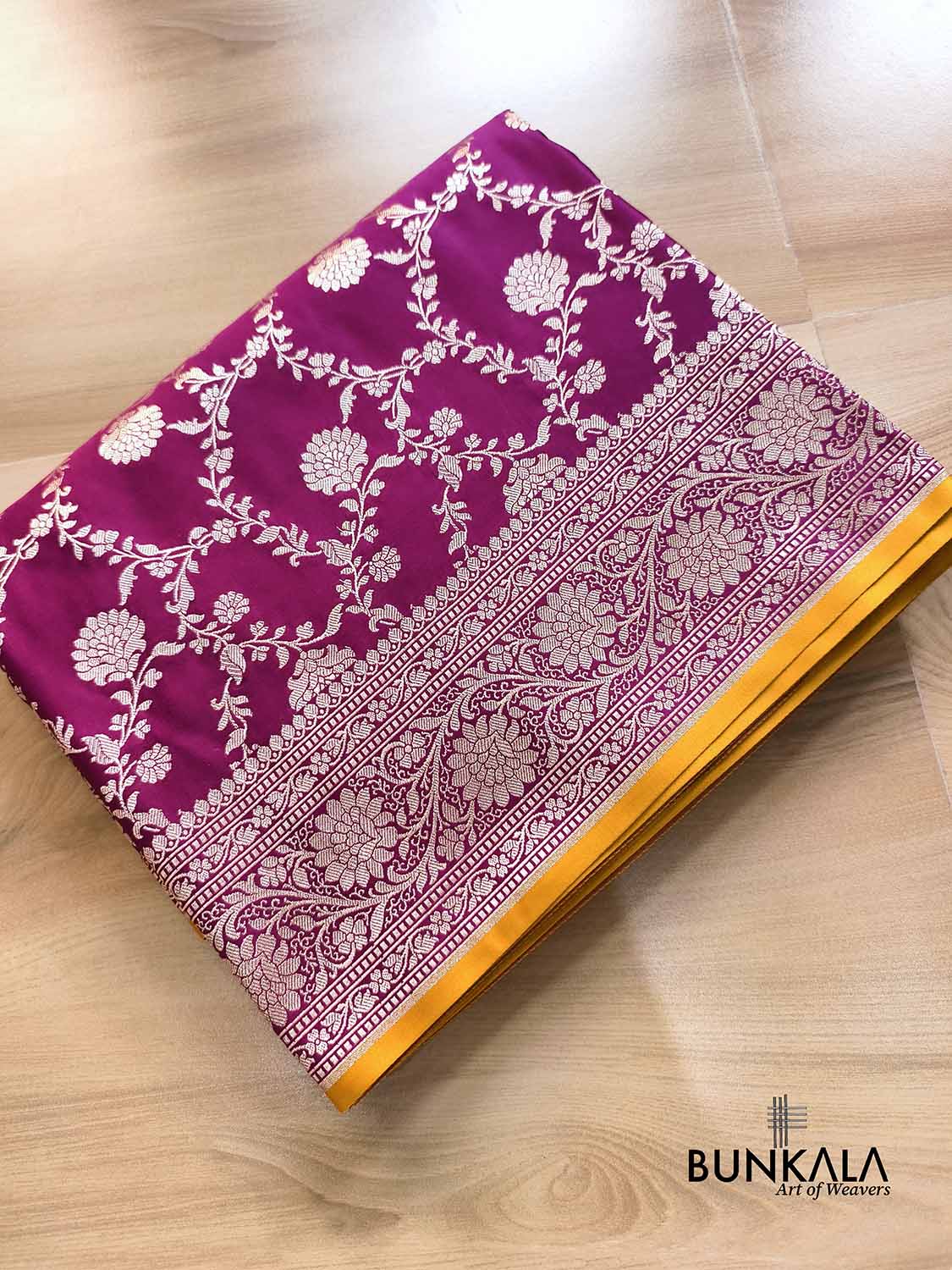 Wine Sona Zari Floral Jaal Weaved Banarasi Mashru Silk Saree