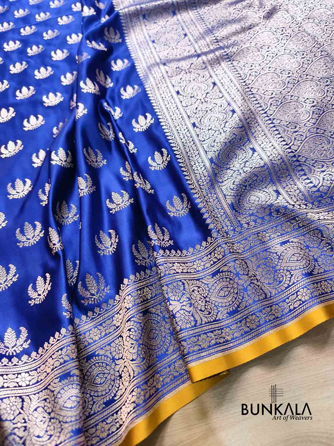 Royal Blue Naaz Buti Weaved Banarasi Mashru Silk Saree