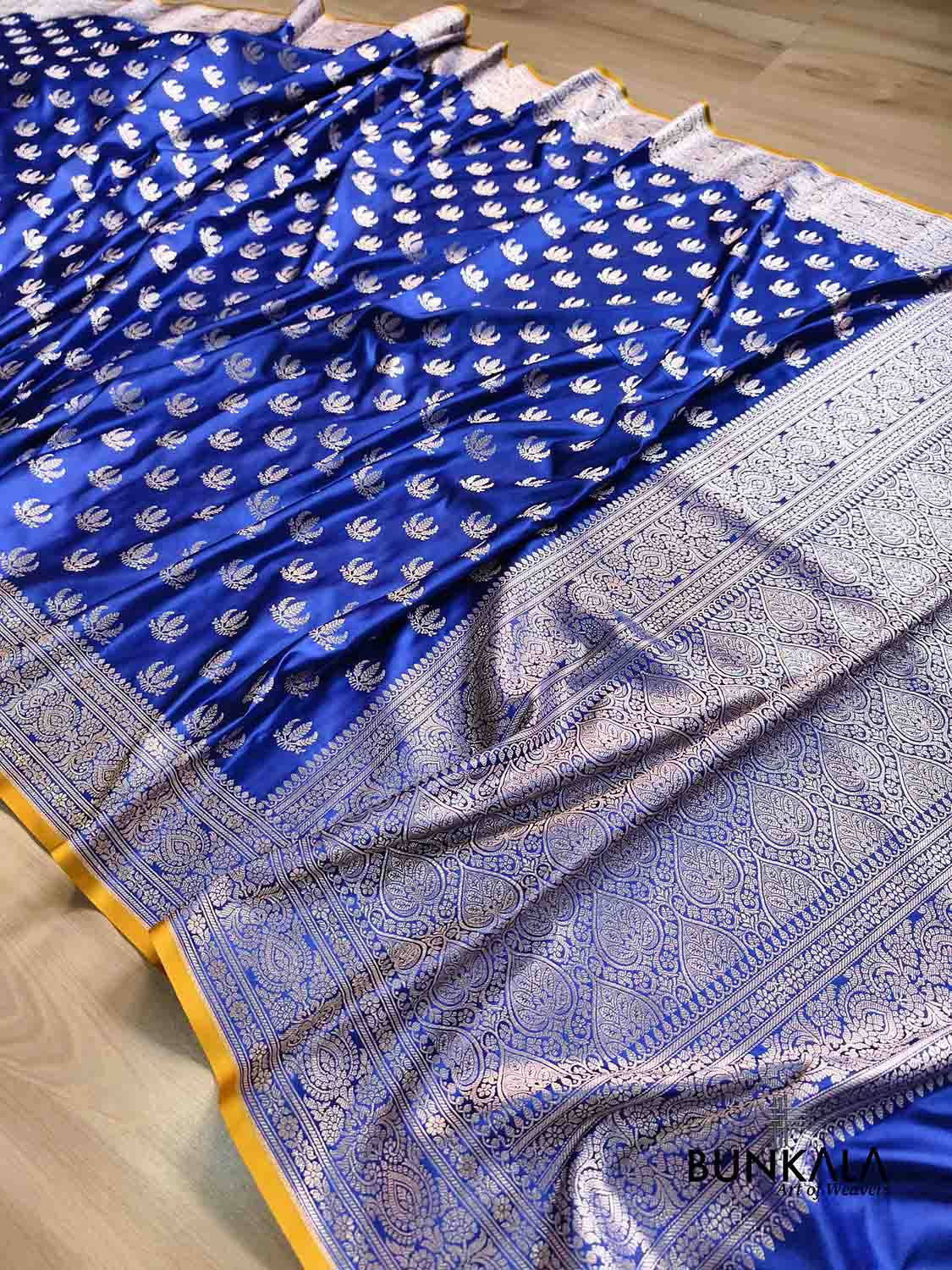 Royal Blue Naaz Buti Weaved Banarasi Mashru Silk Saree