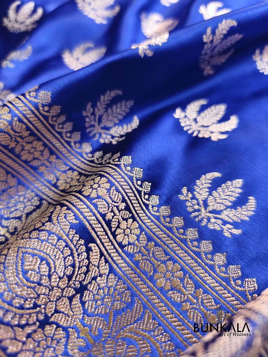 Royal Blue Naaz Buti Weaved Banarasi Mashru Silk Saree