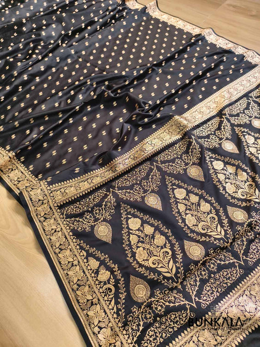 Jet Black Leaf Motif Floral Border Heavy Zari Anchal Banarasi Mashru Silk Saree