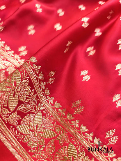 Sindoori Red Koniya Pallu Allover Buti Banarasi Mashru Silk Saree
