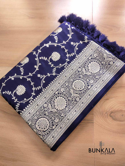Navy Blue Soft Mashru Silk Allover Floral Jaal Design Weaved Banarasi Saree