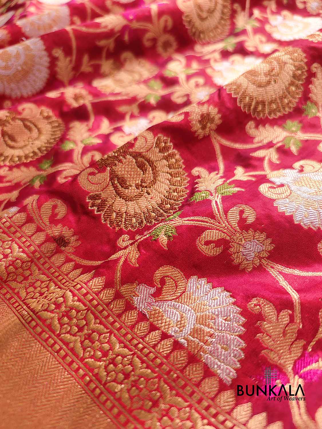 Reddish Pink Two Tone Color Pure Katan Silk Floral Design Meenakari Sona Rupa Handloom Banarasi Saree