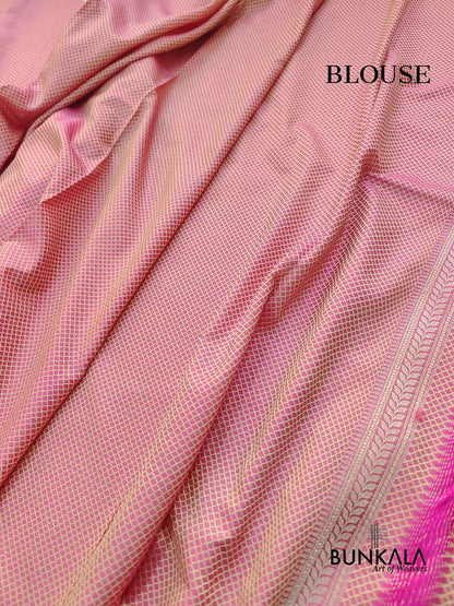 Gajri Pink Zig Zag Design Jamewar Weaved Banarasi Soft Mashru Silk Saree