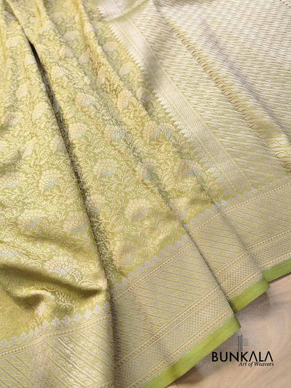 Pista Green Sona Rupa Jamewar Weaved Banarasi Soft Mashru Silk Saree