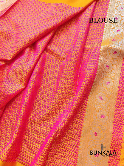 Dual Tone Orange Floral Jaal Jamewar Weaved Banarasi Soft Mashru Silk Saree