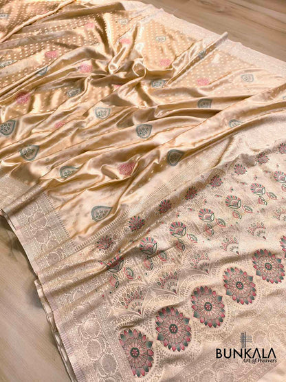 Off White Meenakari Motif Banarasi Mashru Silk Saree