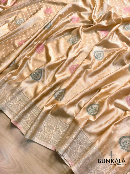 Off White Meenakari Motif Banarasi Mashru Silk Saree