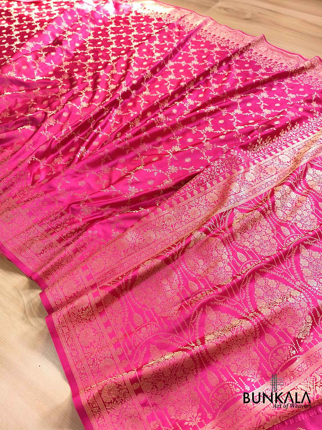 Hot Pink Small Flower Jaal Banarasi Mashru Silk Saree
