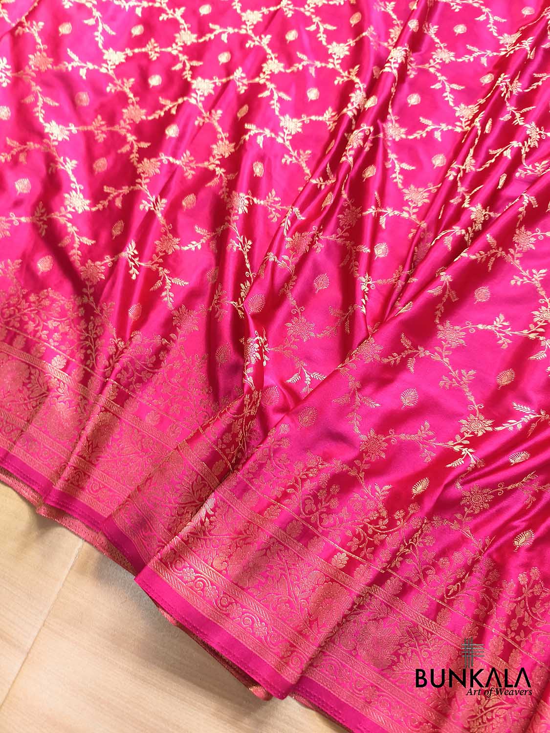 Hot Pink Small Flower Jaal Banarasi Mashru Silk Saree