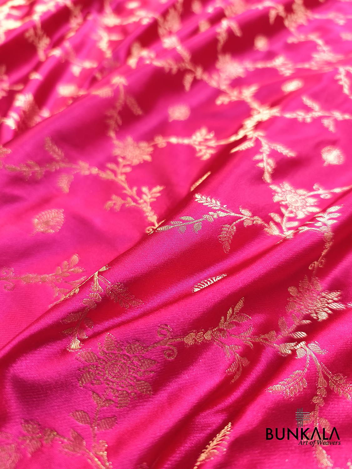 Hot Pink Small Flower Jaal Banarasi Mashru Silk Saree