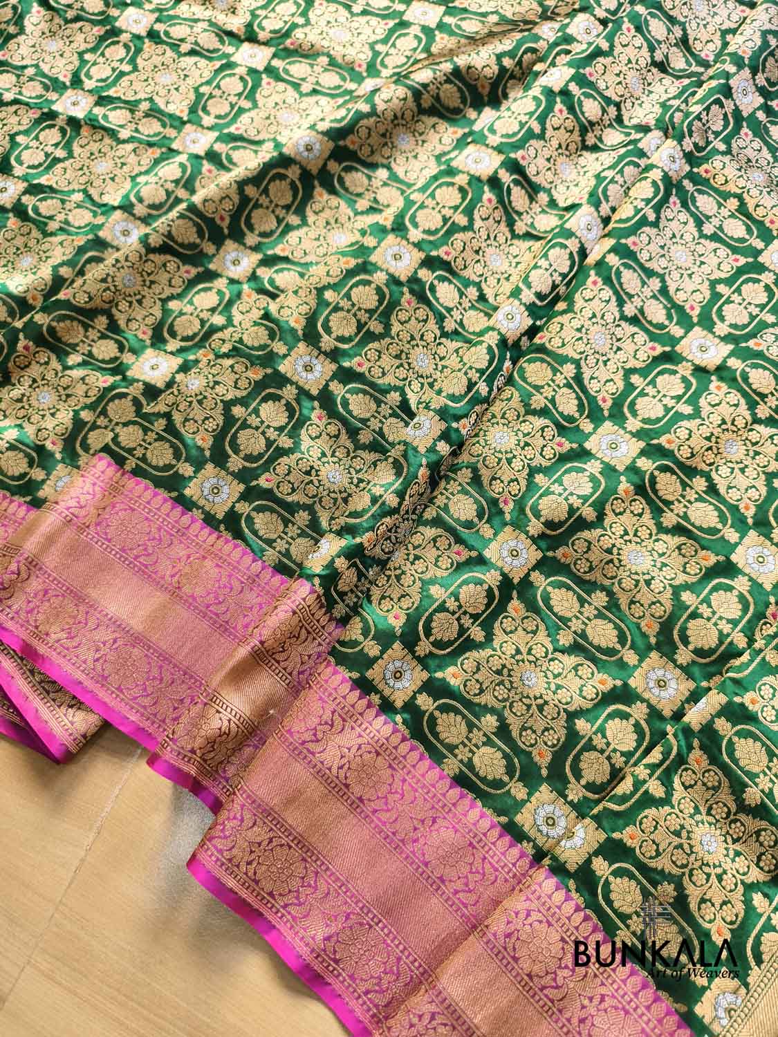 Bridal Green Gharchola Rani Contrast Border Meena Handwoven Banarasi Pure Katan Silk Saree
