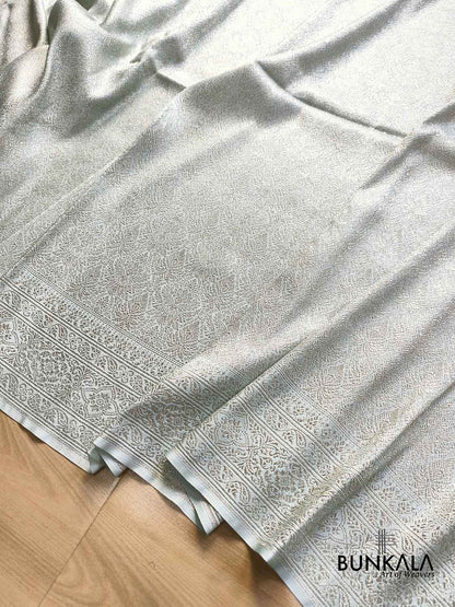 Powder Blue Vintage Motif Big Border Brocade Weaved Banarasi Mashru Silk Saree