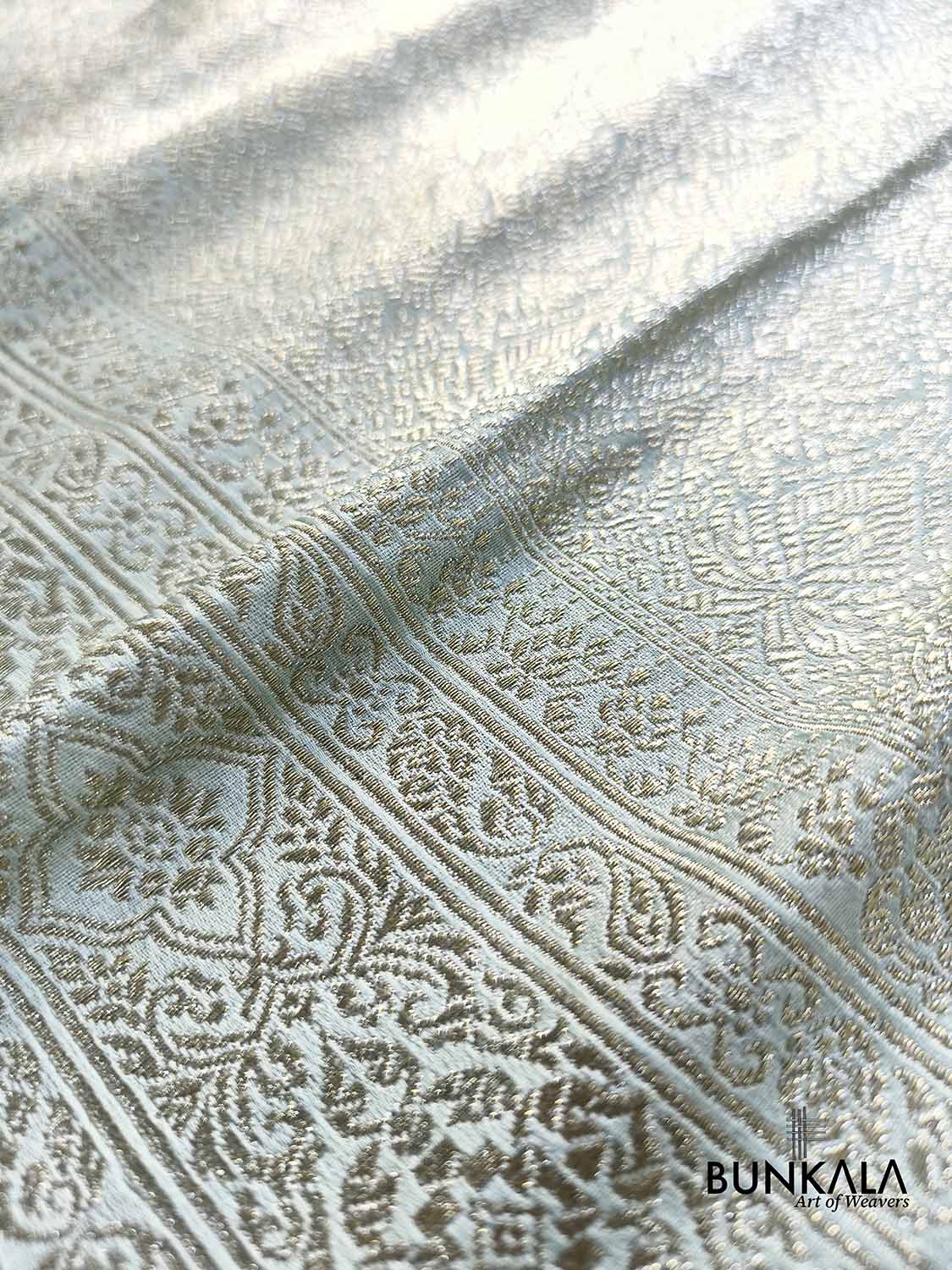 Powder Blue Vintage Motif Big Border Brocade Weaved Banarasi Mashru Silk Saree