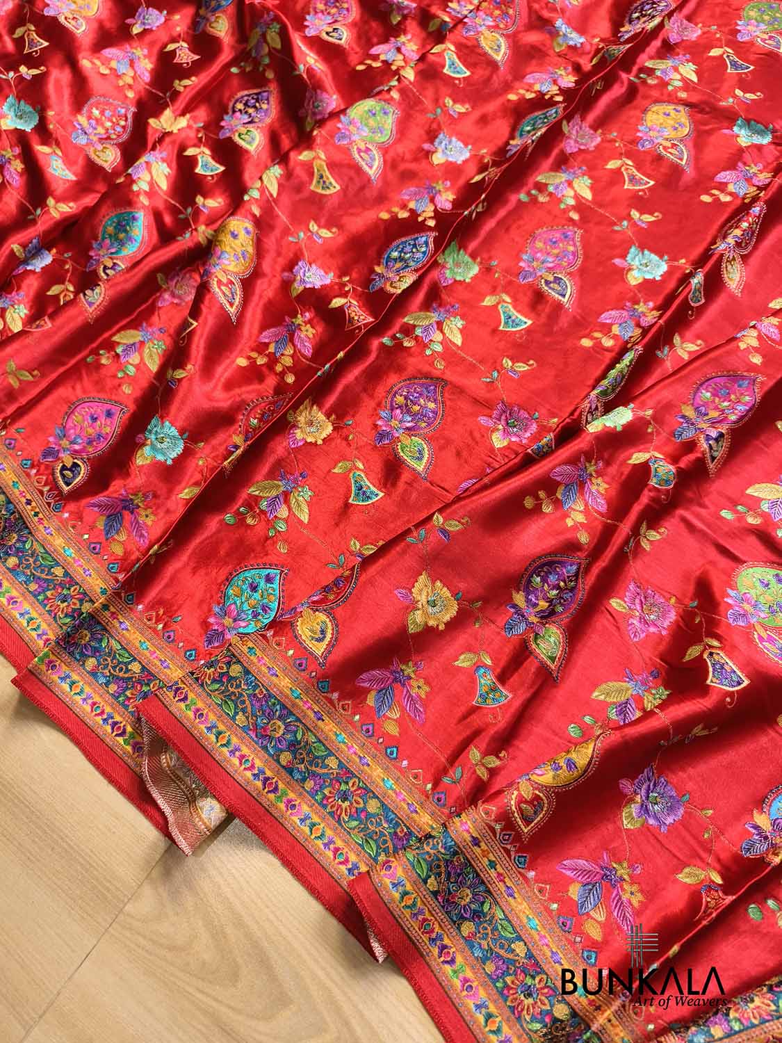 Maharani Red Banarasi Kani Work Pattern Multicolor Floral Jaal Mashru Silk Saree