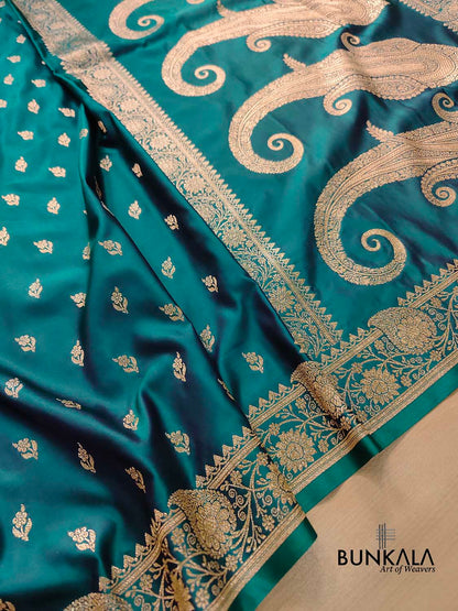Green Dual Tone Floral Buti Weaved Banarasi Mashru Silk Floral Border Saree