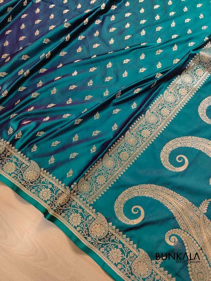 Green Dual Tone Floral Buti Weaved Banarasi Mashru Silk Floral Border Saree
