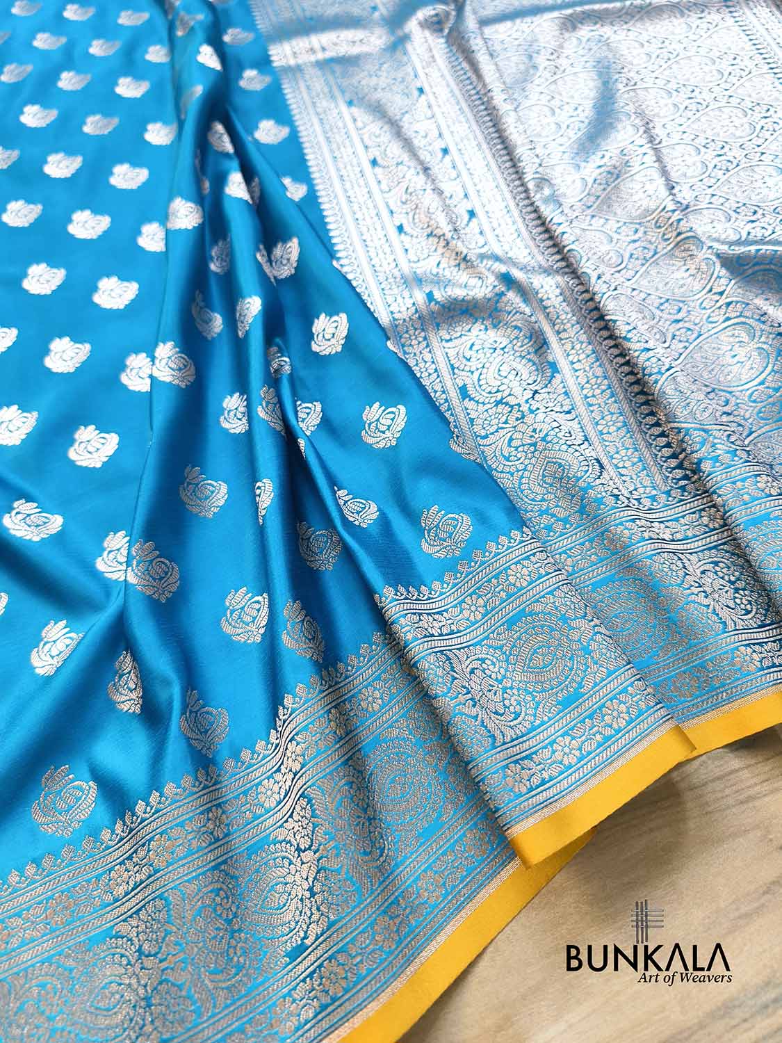 Ocean Blue Small Buti Weaved Banarasi Mashru Silk Saree