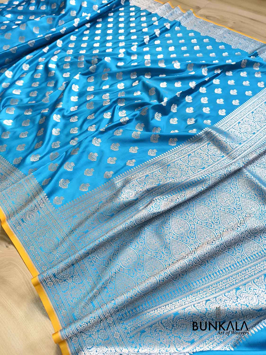 Ocean Blue Small Buti Weaved Banarasi Mashru Silk Saree