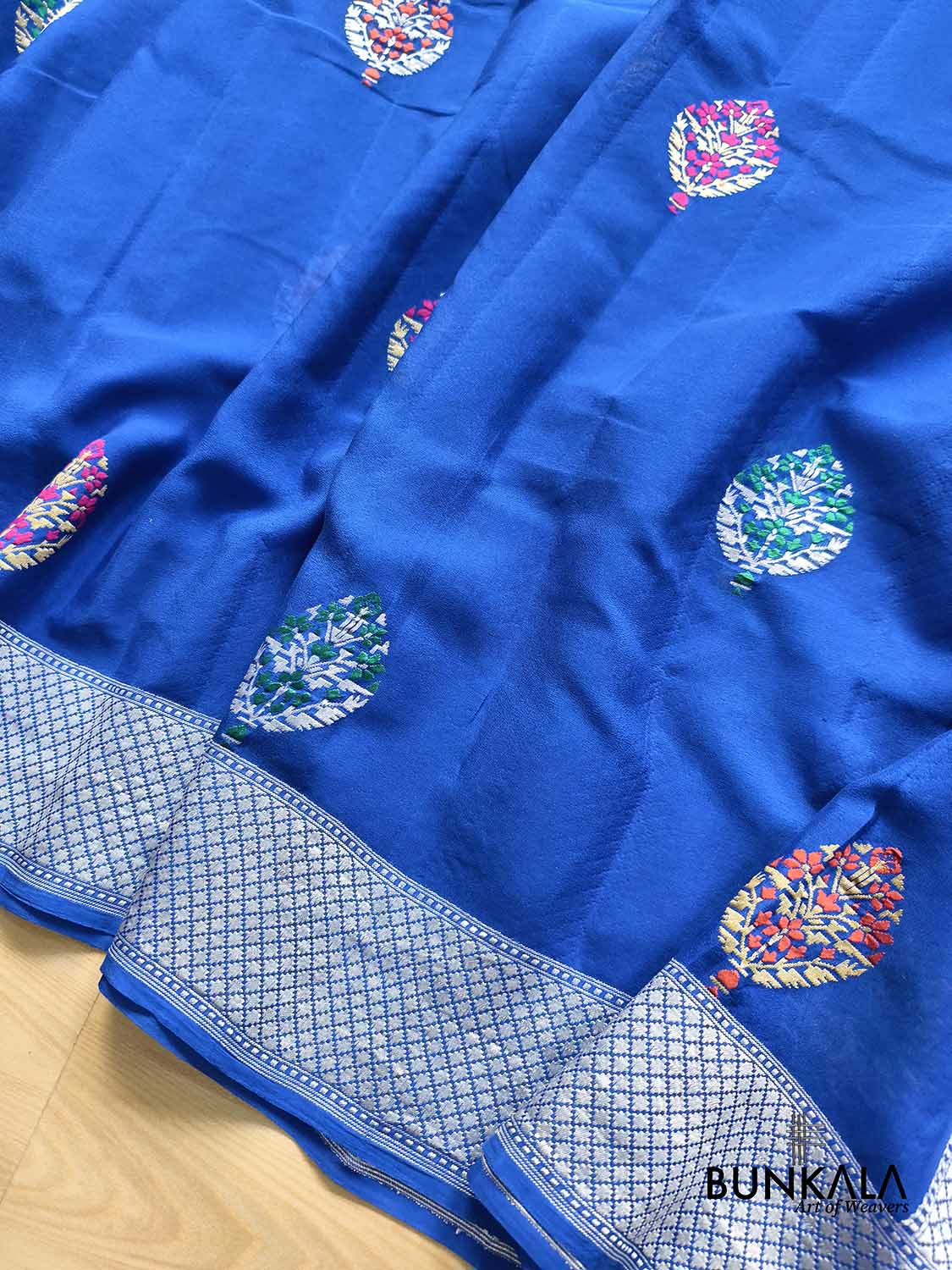 Royal Blue Silver Zari Meenakari Kadwa Handweaved Buta Banarasi Pure Georgette Saree