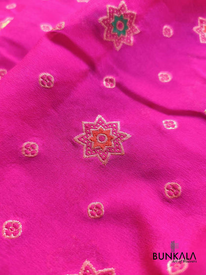 Gulabi Pink Star Motif Traditional Border Meenakari Handloom Banarasi Pure Georgette Saree