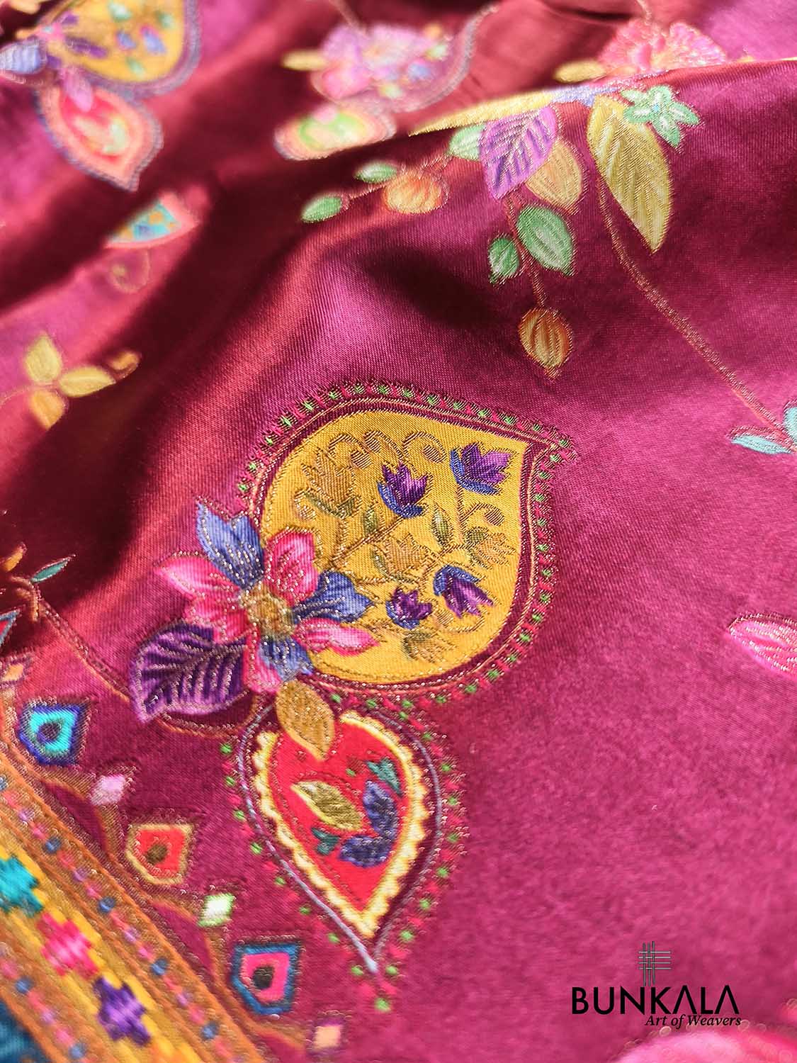 Wine Banarasi Kani Work Pattern Multicolor Floral Jaal Mashru Silk Saree