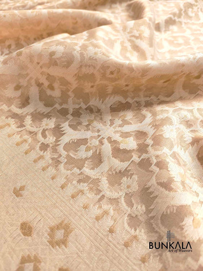 Golden Tissue Silk Patola Design Resham Handweaved Banarasi Saree