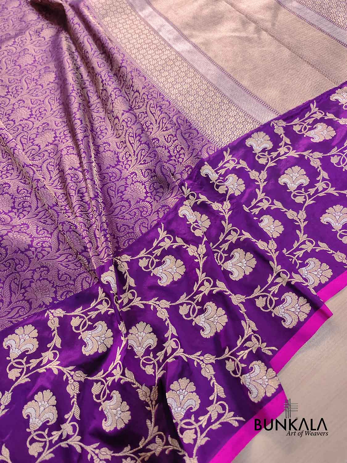 Purple Big Skirt Border Kadwa Handweaved Banarasi Pure Katan Silk Saree