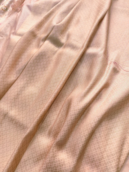 Off White Patola Jaal Banarasi Resham Silk Saree