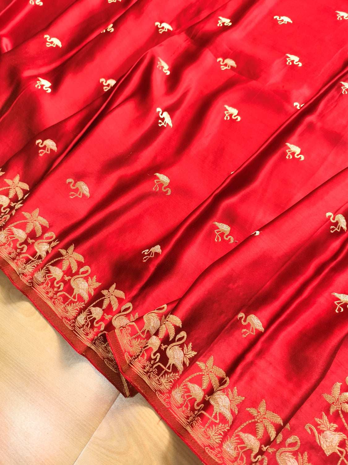 Maroonish Red Shikargha Buti Border Banarasi Mashru Silk Saree