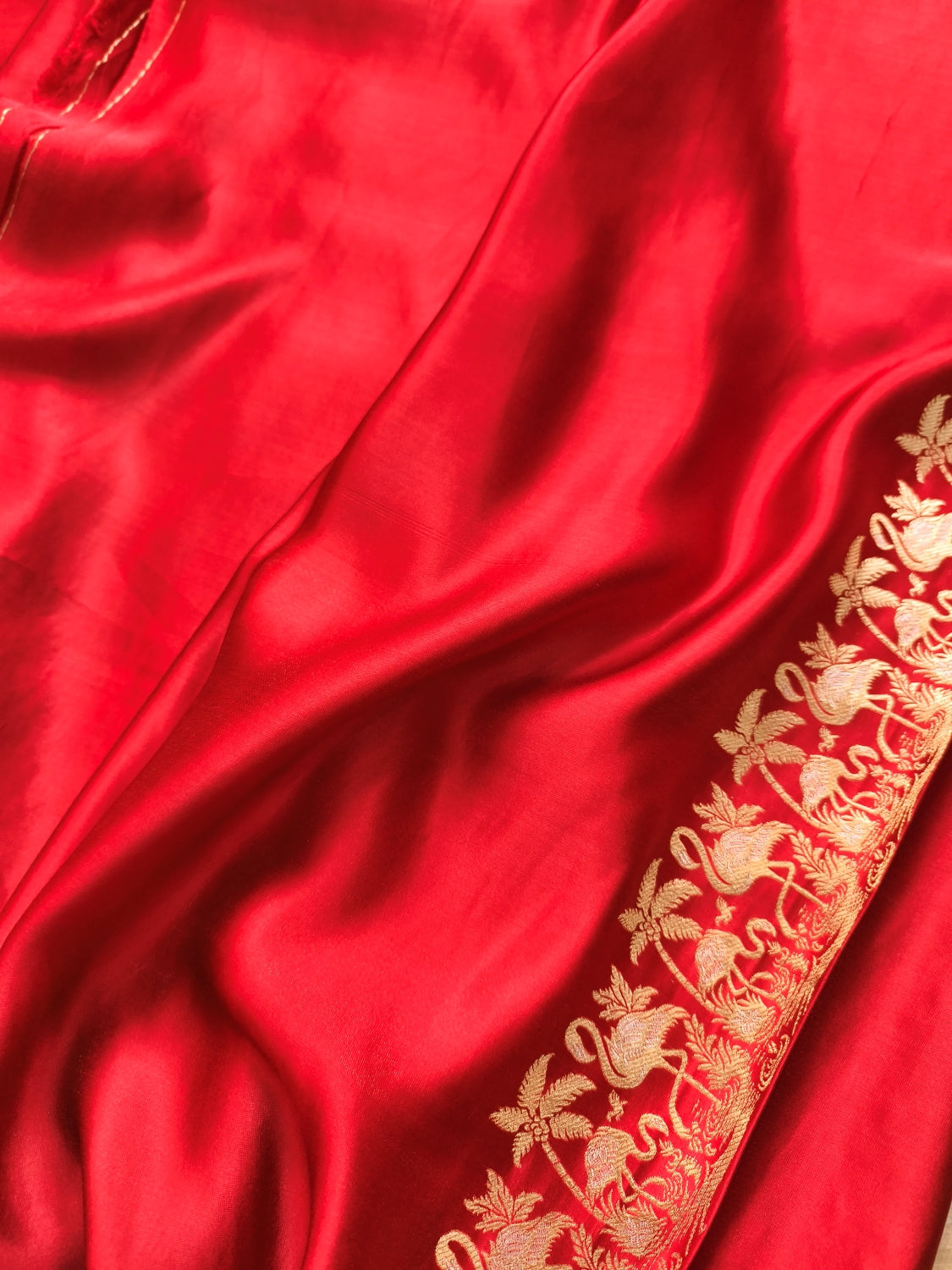 Maroonish Red Shikargha Buti Border Banarasi Mashru Silk Saree