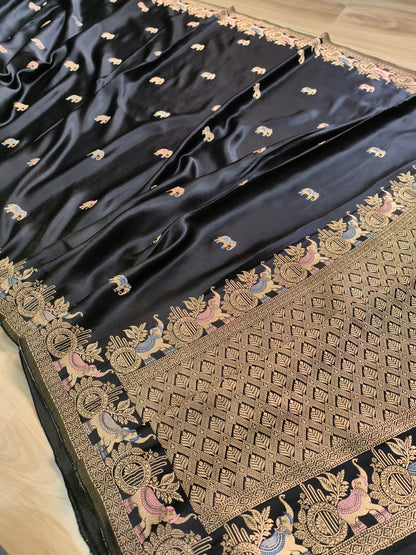 Jet Black Elephent Motif Border Banarasi Mashru Silk Saree