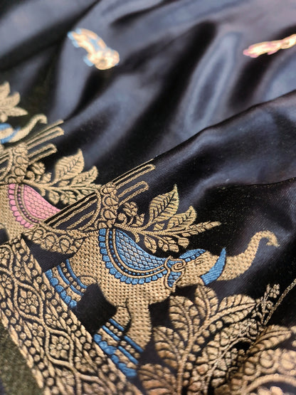 Jet Black Elephent Motif Border Banarasi Mashru Silk Saree