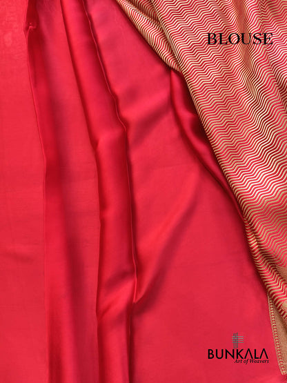 Red Leheriya Wave Pattern Birds & Floral Border Banarasi Silk Saree